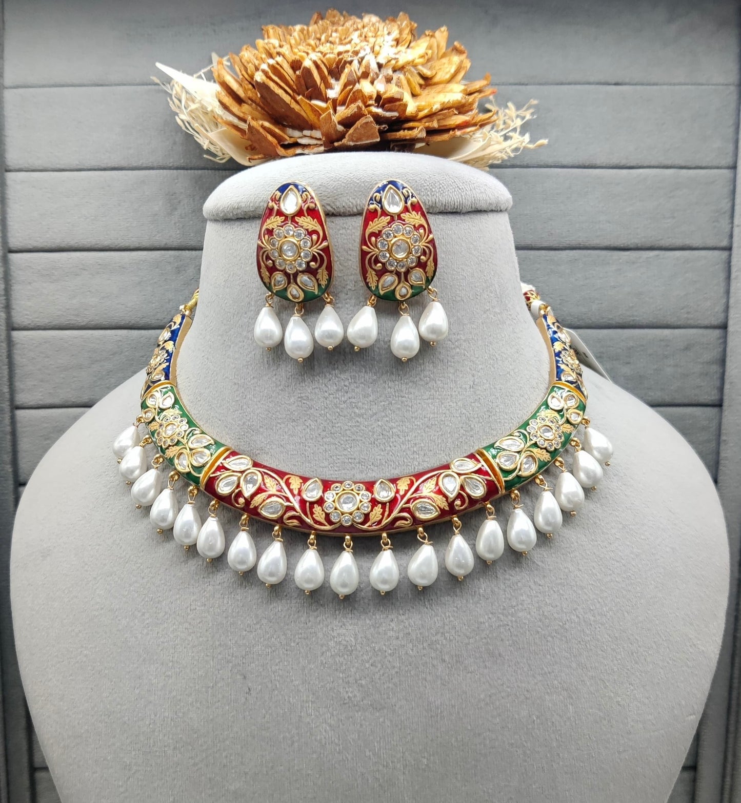 kundan hasli necklace with earrings